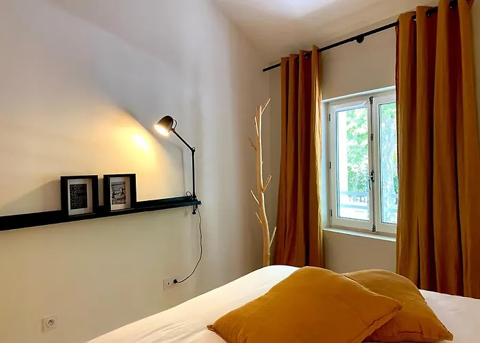 Superbe Grande Maison - Amis - Familles - Entreprises Bed & Breakfast 4*